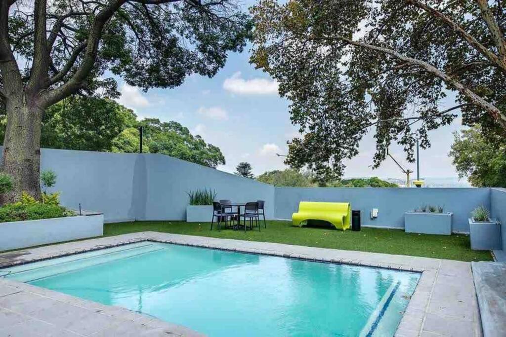Urban Oasis Apartments At The Bolton Johannesburg Kültér fotó