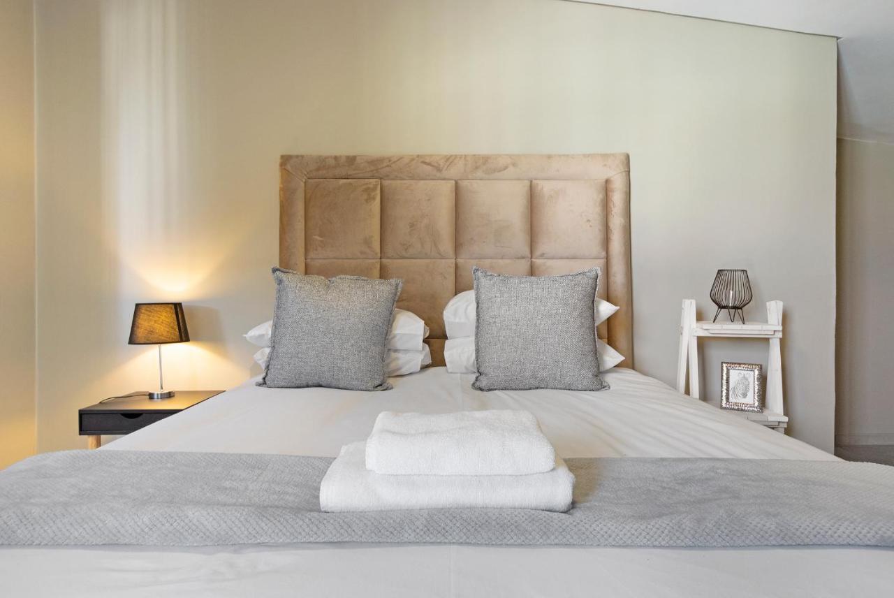 Urban Oasis Apartments At The Bolton Johannesburg Kültér fotó