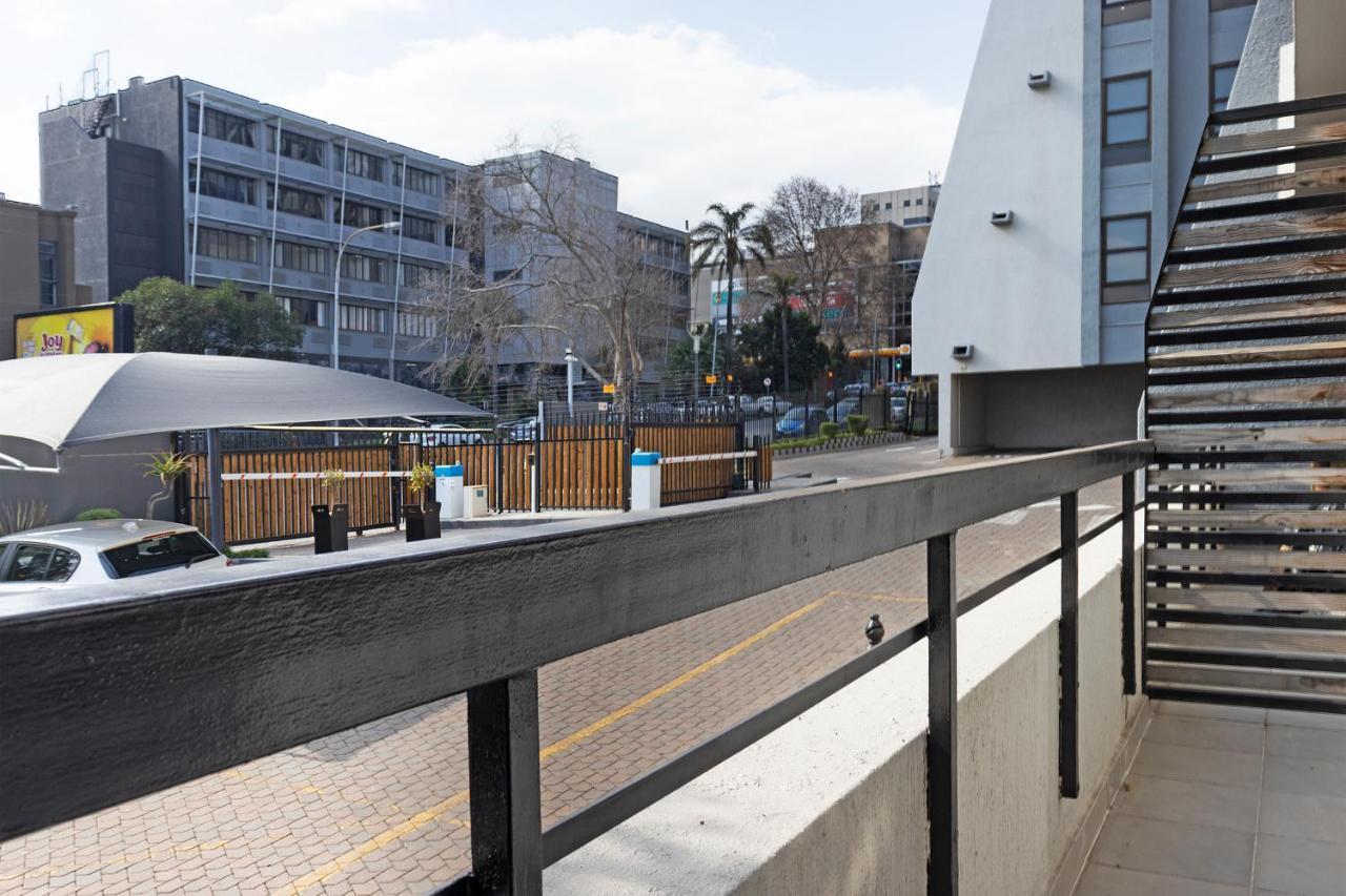 Urban Oasis Apartments At The Bolton Johannesburg Kültér fotó